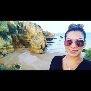 Meet your Posher, Joanna